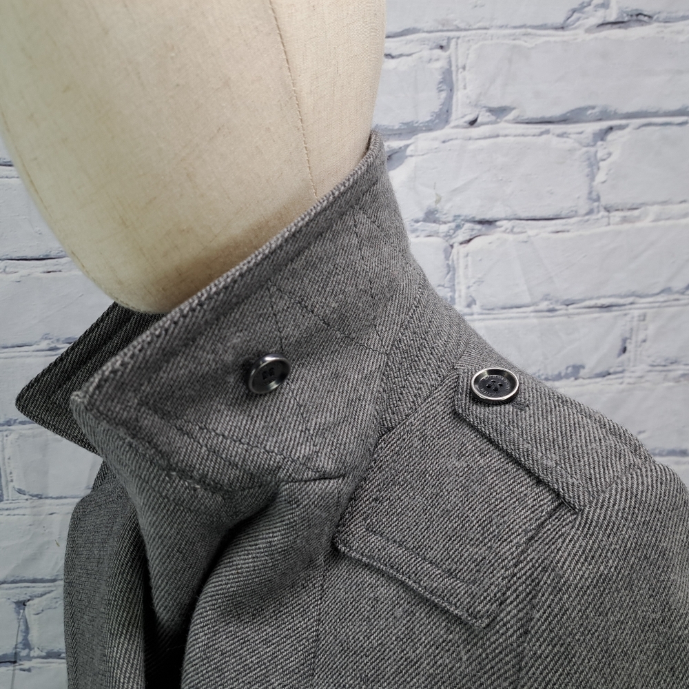 Burberry Double Breasted Pea Coat Jacket Zip Cuffs Peplum Pleated Gray Wool 2 US - Picture 4 of 16